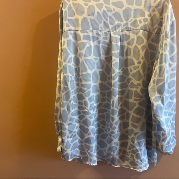 Zara Blouse RN77302 size large good condition - Picture 4 of 8